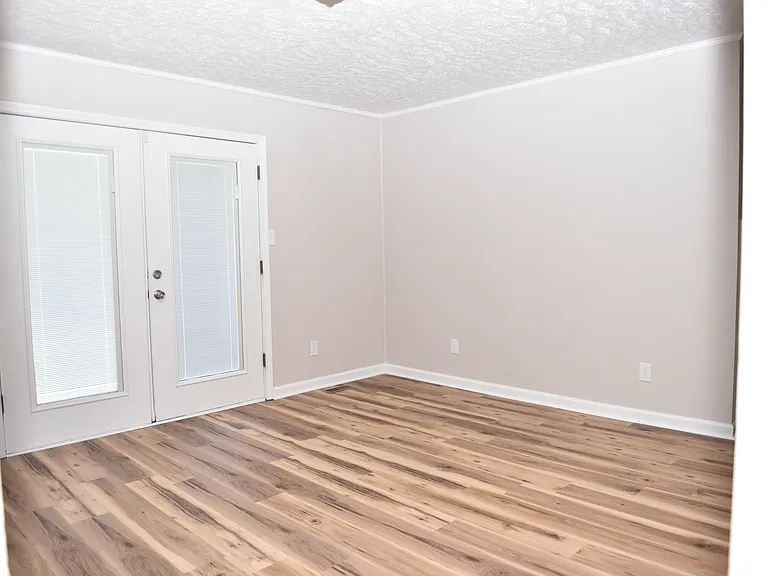2135 Nevada St — Photo 9