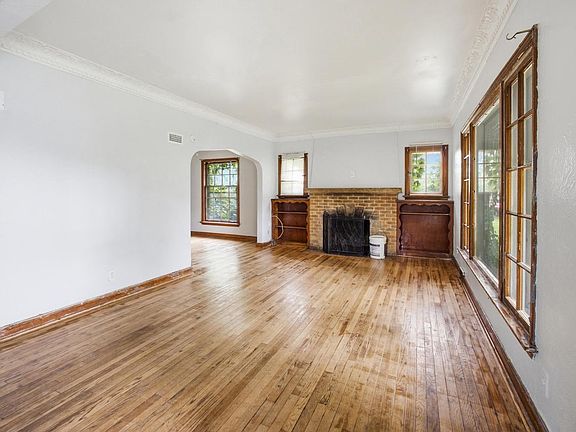 3rd image of 4023 N 46th STREET