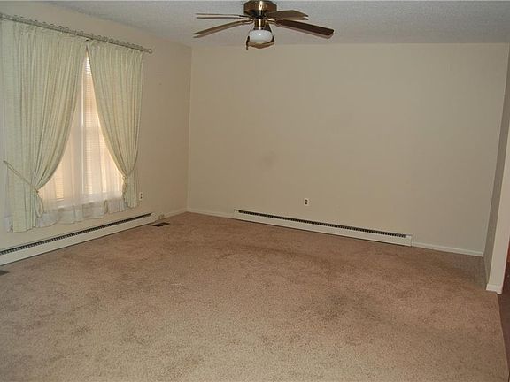 5th image of 2417 Wilkins St