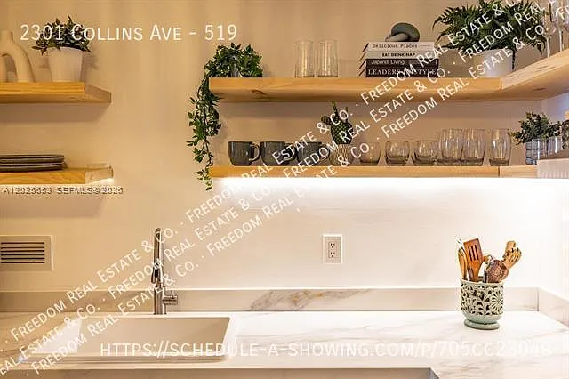 2301 Collins Ave #519 — Photo 28