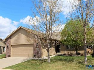 8104 S Brenda Pl, Sioux Falls, SD 57108
