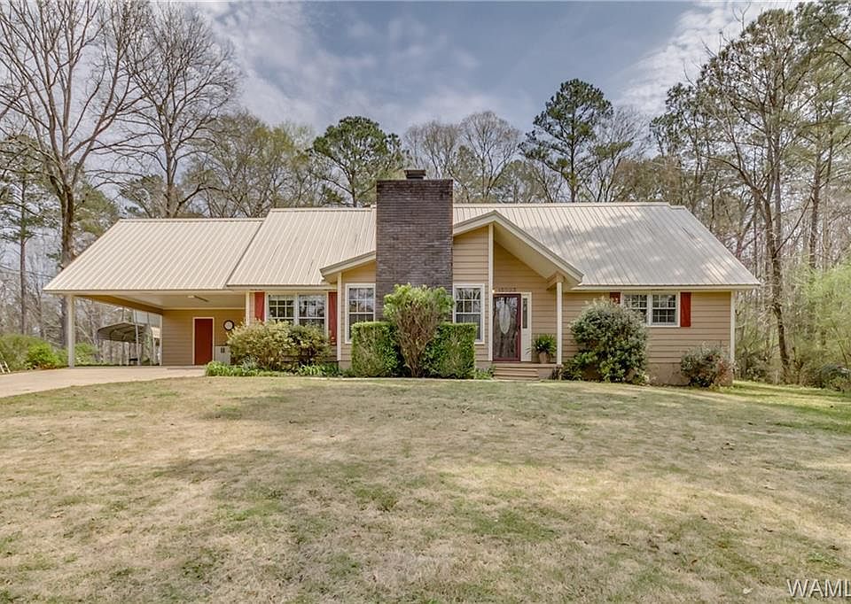 1st image of 15023 Carmen Dr