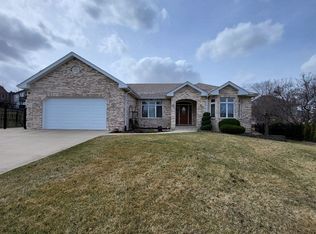 10 Jaymia Ct, Lemont, IL 60439