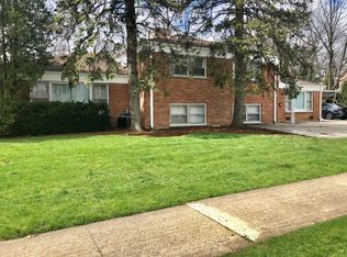 2344 Green Bay Rd, Highland Park, IL 60035