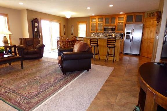 4th image of 824 Barronwood Dr