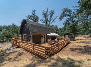 19220 Pleasantview Dr, Groveland, CA 95321