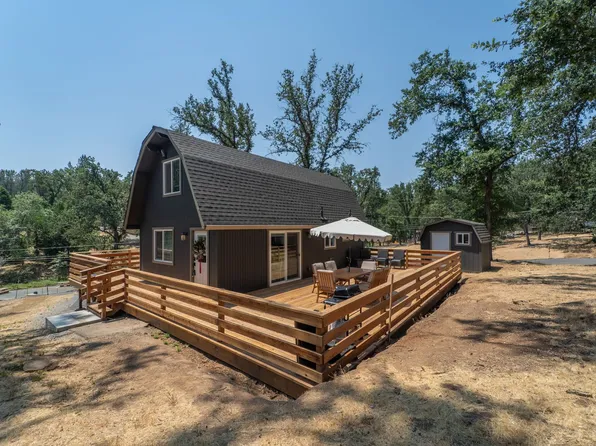 19220 Pleasantview Dr, Groveland, CA 95321