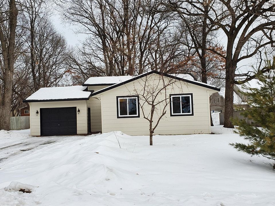 1st image of 23217 Yucca St NW