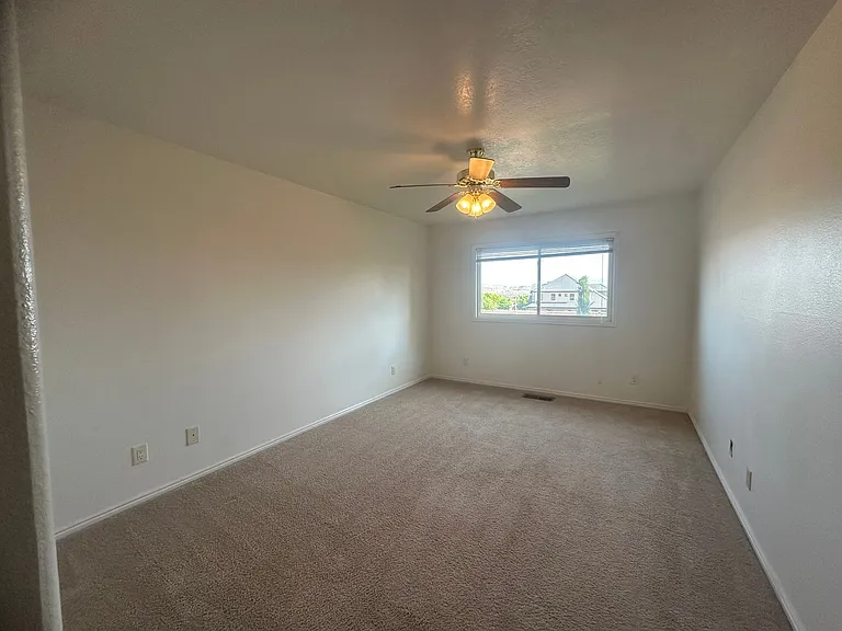 2268 S 2350 E — Photo 28