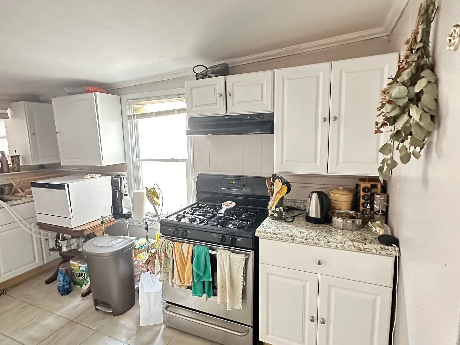 2 bed, 1.5 bath, 1012 sqft, $1,650 — Photo 1