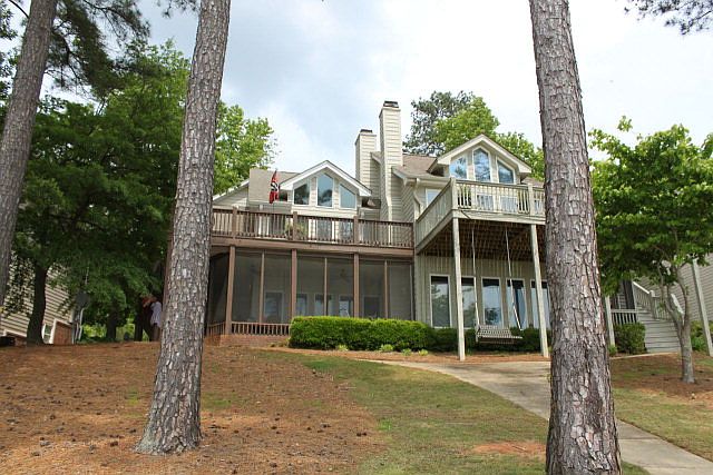 1st image of 1022 Huntington Pl