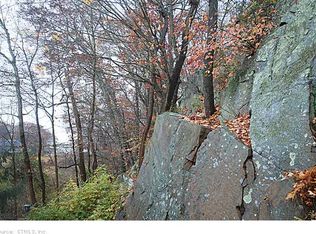 64 Stannard Ave, Branford, CT 06405