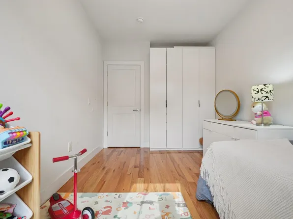 72 Columbia Avenue image 20 of 28