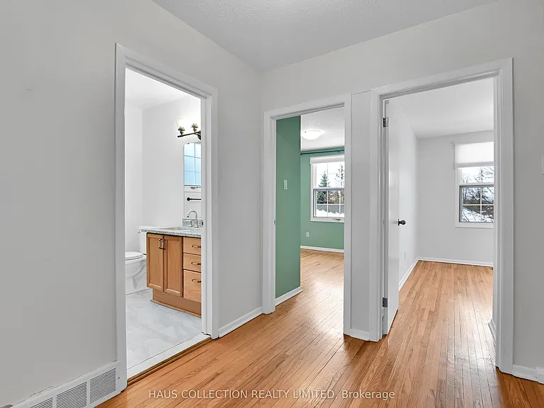 884 Walkley Rd — Photo 22