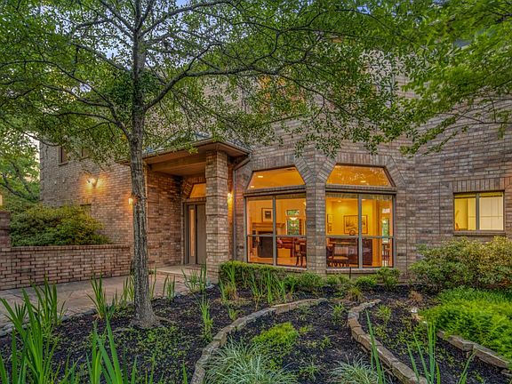 4th image of 4202 Snug Harbor Dr
