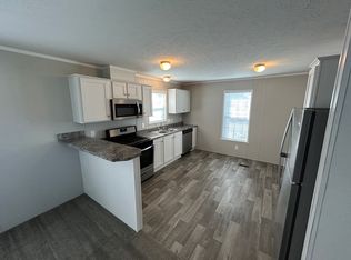 13 E Arizona #13, Belleville, MI 48111