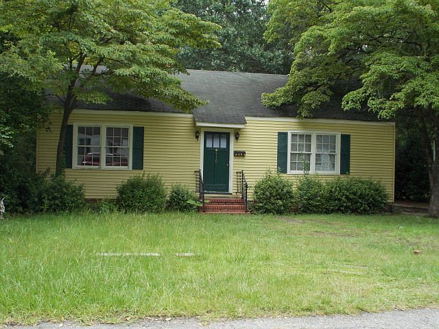 2nd image of 710 Spring St
