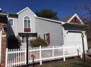 543 Meadow Ln, Danville, PA 17821