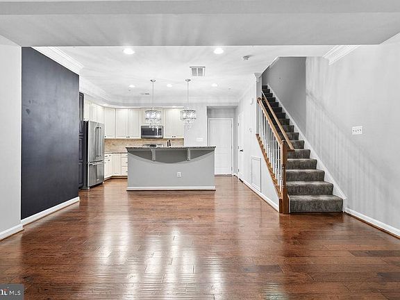 5th image of 7420 Brunson Cir #A