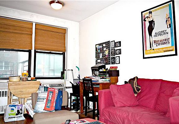 2nd image of 148 E 84th St APT 3A