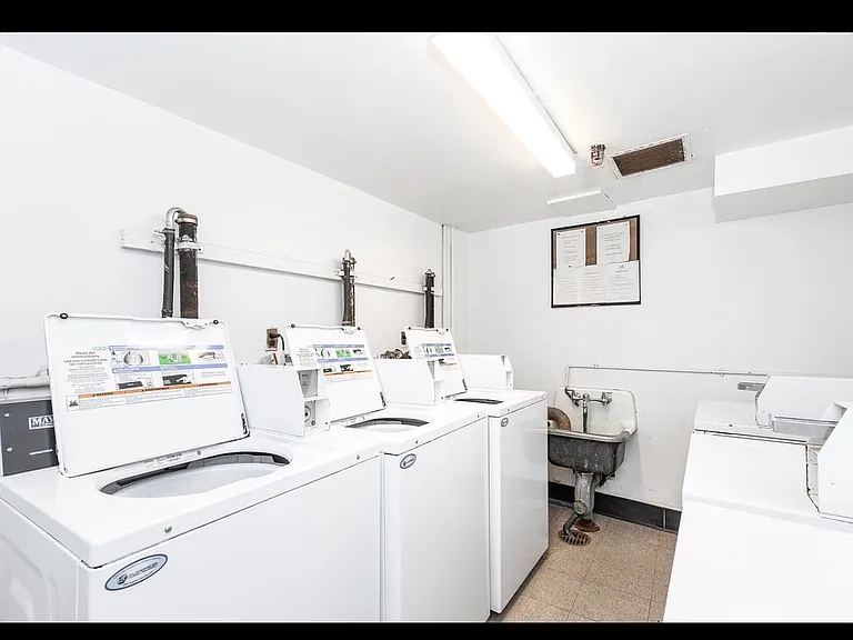 61 Lexington Ave #6B — Photo 7