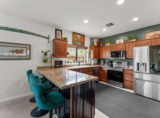 27170 S BENNETT Way, Congress, AZ 85332