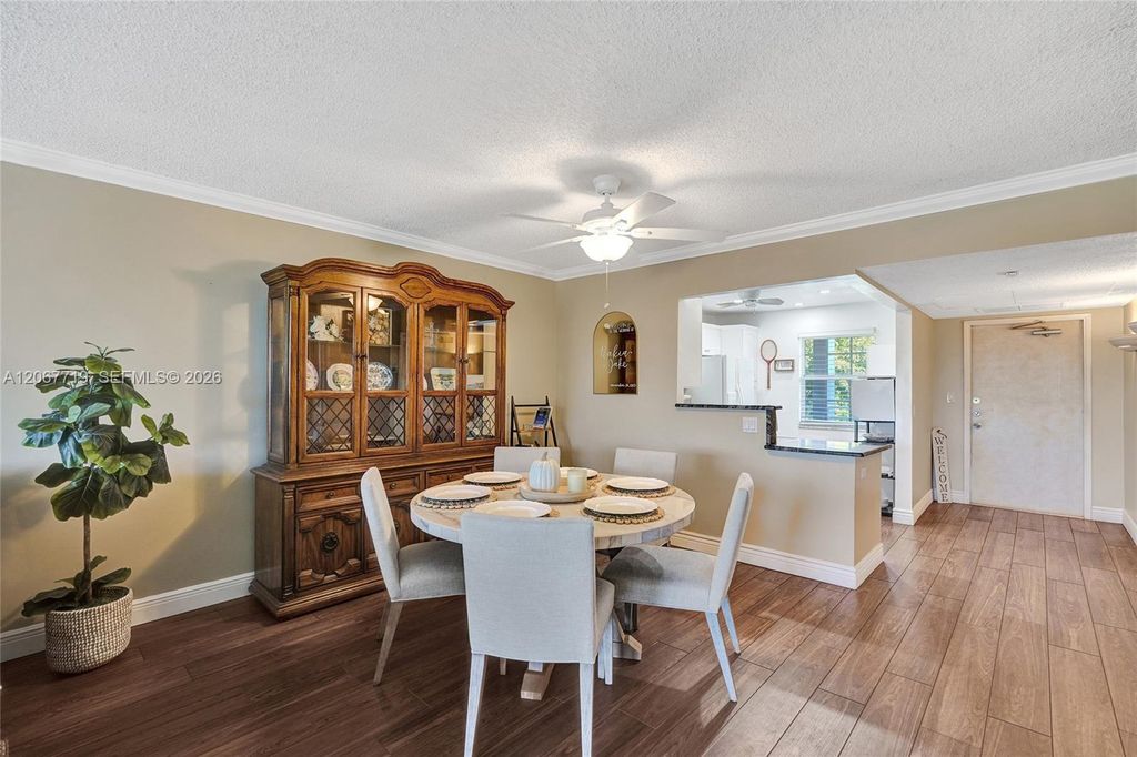 605 Oaks Dr APT 504, photo 7