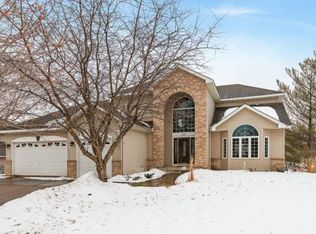 10095 Brookhaven Dr, Woodbury, MN 55129