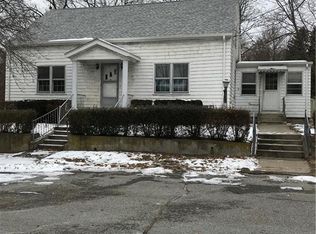 7 Leach St, Cumberland, RI 02864