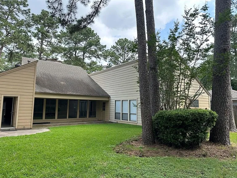 17406 Spicewood Springs Ln #17406 — Photo 22