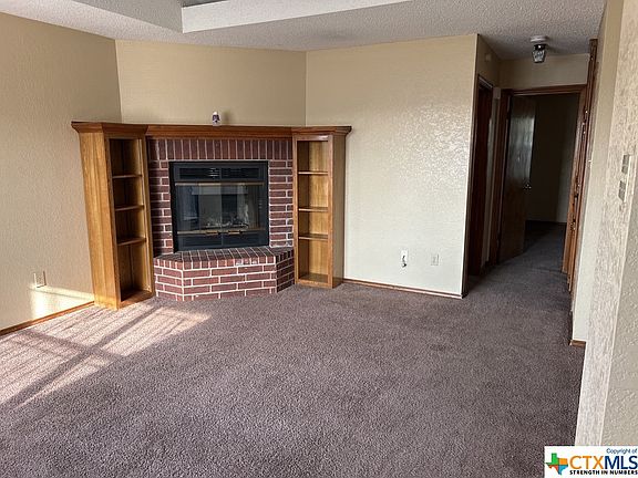 2nd image of 1901 Windward Dr