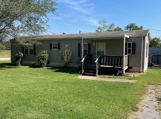 500 Akersville Rd, Lafayette, TN 37083
