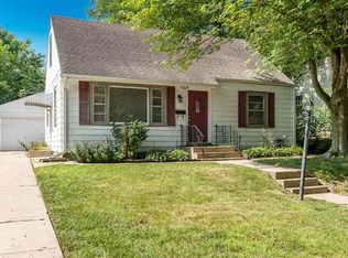 2611 Pelham Rd, Rockford, IL 61107