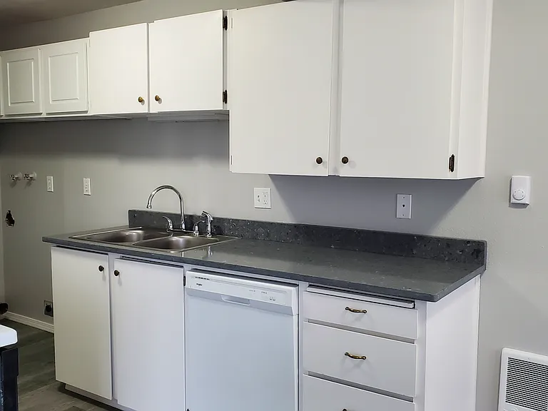 2705 W Lincoln Ave #304 — Photo 3