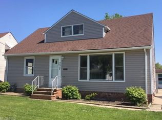 30034 Warren Rd, Wickliffe, OH 44092