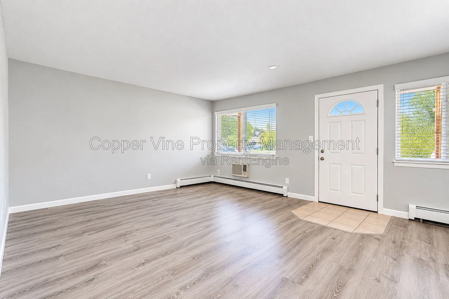 5402 Carr St — Photo 2