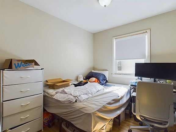 5th image of 24 Chester St #1