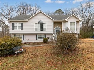 4030 Greentree Ct, Douglasville, GA 30135