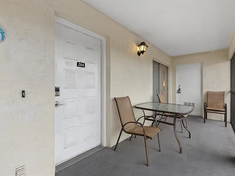 1531 Placida Rd #204 — Photo 2