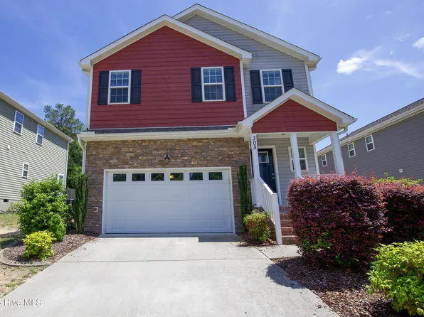 305 N Saylor Street, Southern Pines, NC 28387