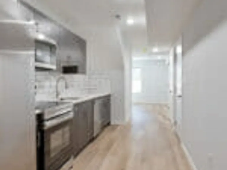645 Brooklyn St — Photo 10