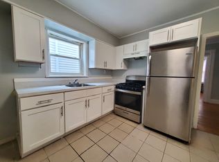 76 Pearsall Ave FLOOR 3, Jersey City, NJ 07305