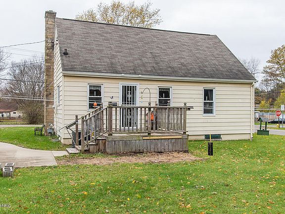 4th image of 118 Dick St