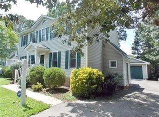 11106 Kentshire Ln, Chester, VA 23831