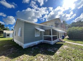 500 SW 10th St, Fort Lauderdale, FL