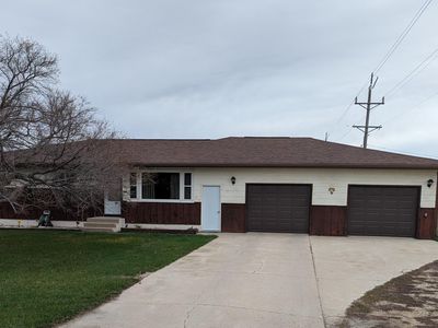 218 Maple Ave E, Forman, ND, 58032