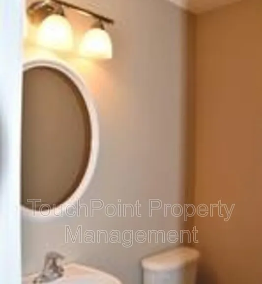 2038 Dunsmore Ln — Photo 10