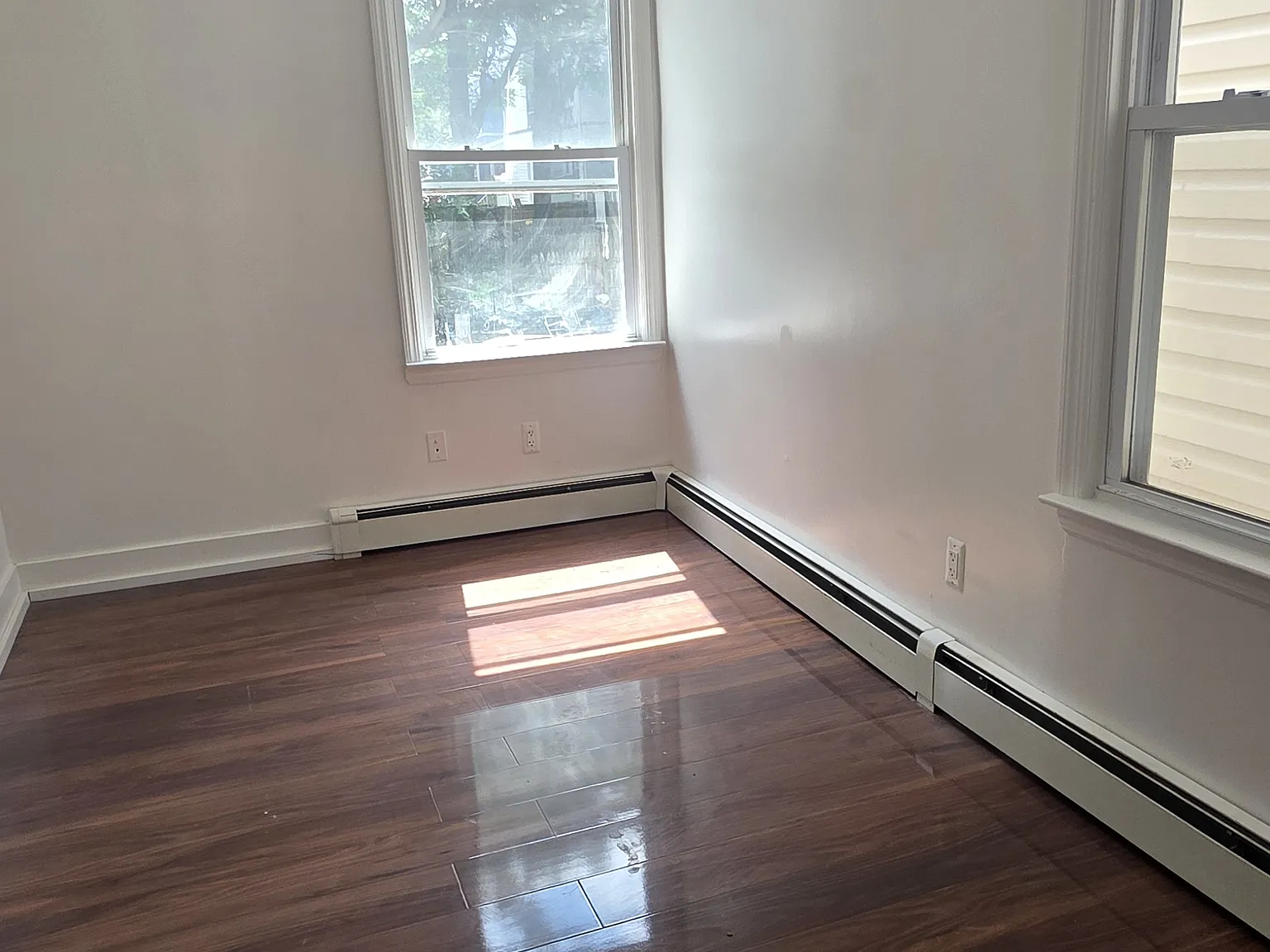 2 bed, 900 sqft, $2,500 — Photo 4