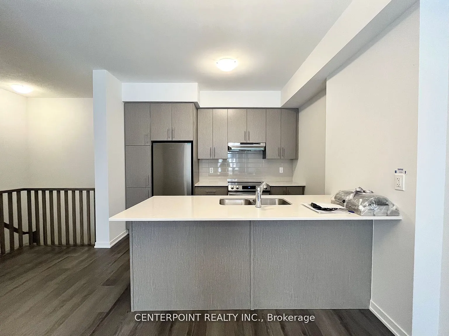 2 bed, $2,900 — Photo 2