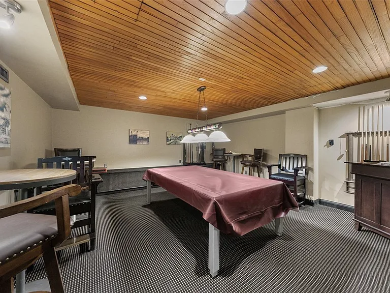 320 Fort Duquesne Blvd #8N — Photo 28